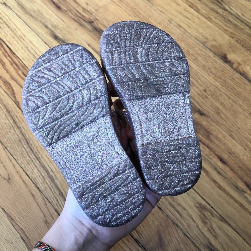 Shoes - Picture 4 of 4